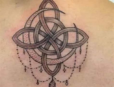 Las 10 mejores ideas e inspiración sobre tatuajes nudo de bruja